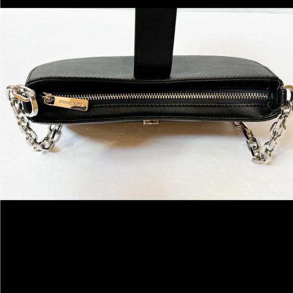 NWT Michael Kors Carmen Small Poucette shoulder Bag - Picture 6 of 14